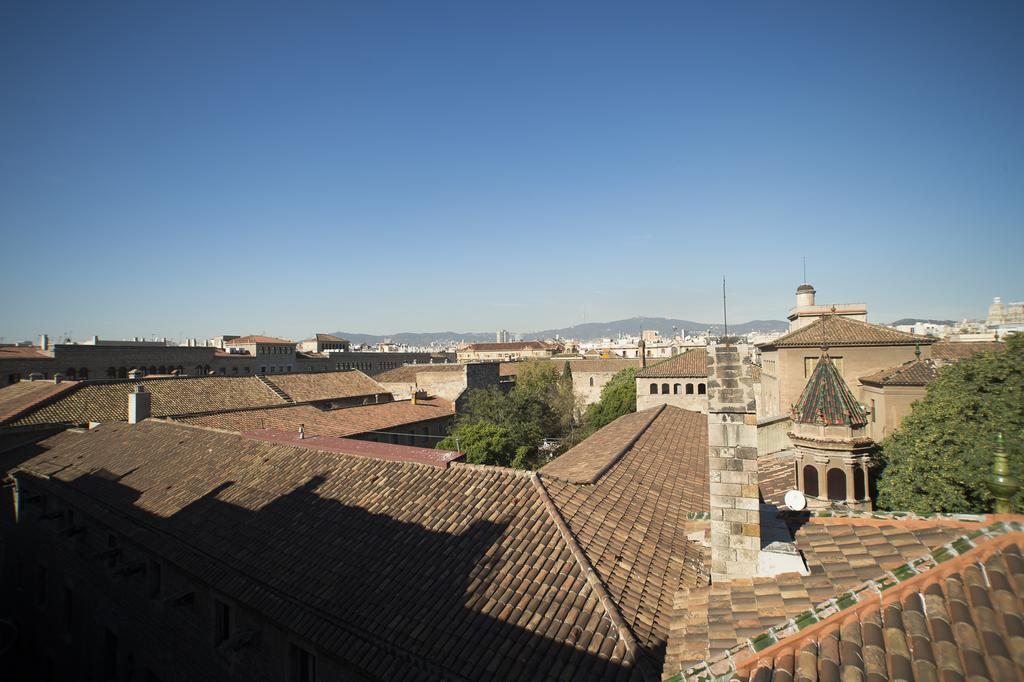 Center-Ramblas Guest House Barcelona Exterior photo
