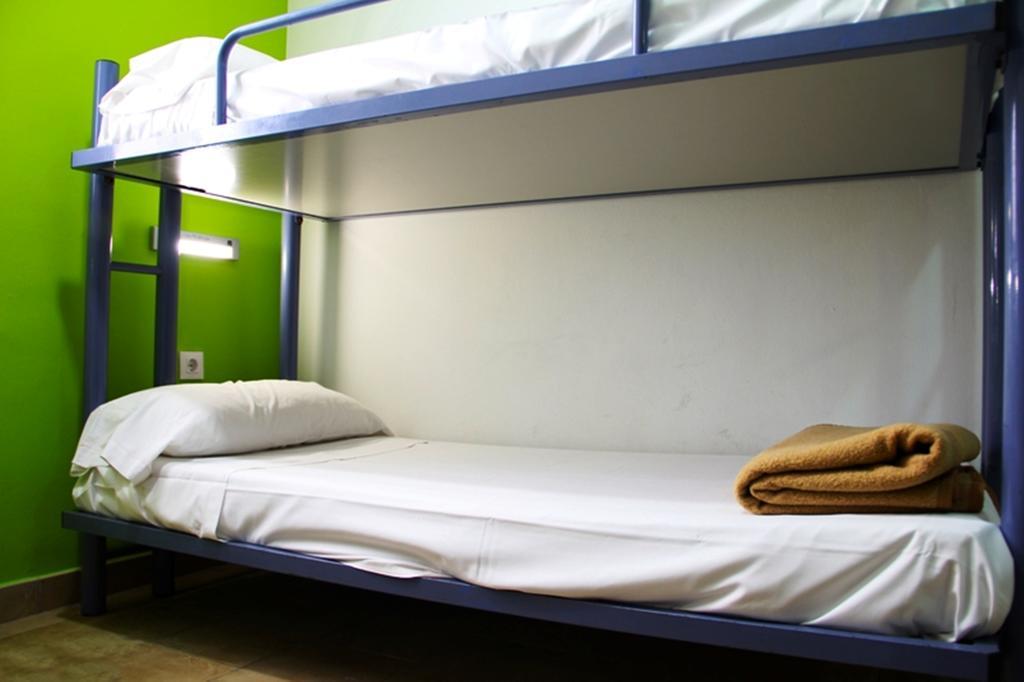 Center-Ramblas Guest House Barcelona Room photo